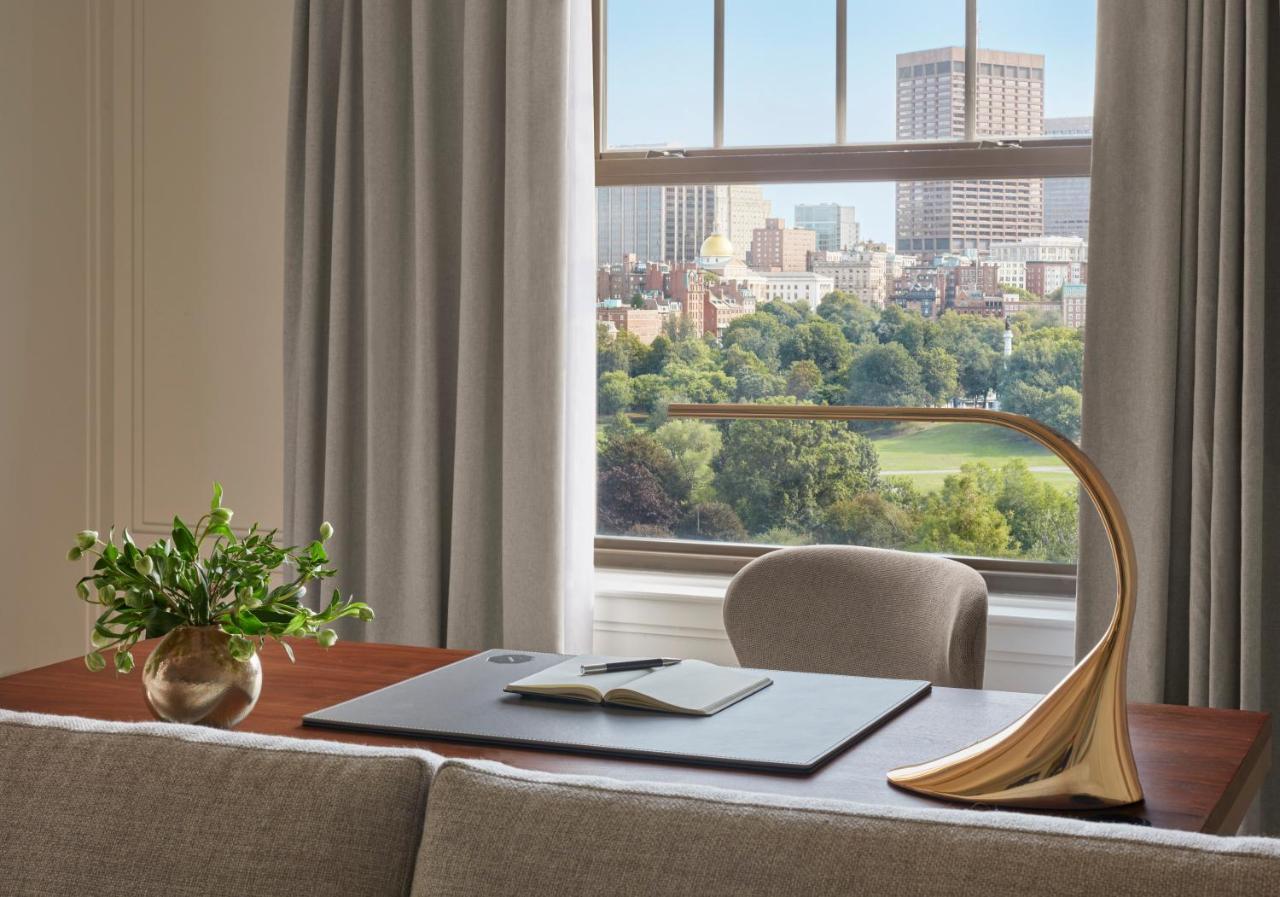 The Newbury Boston Hotel Kültér fotó The Central Park Tower desk lamp