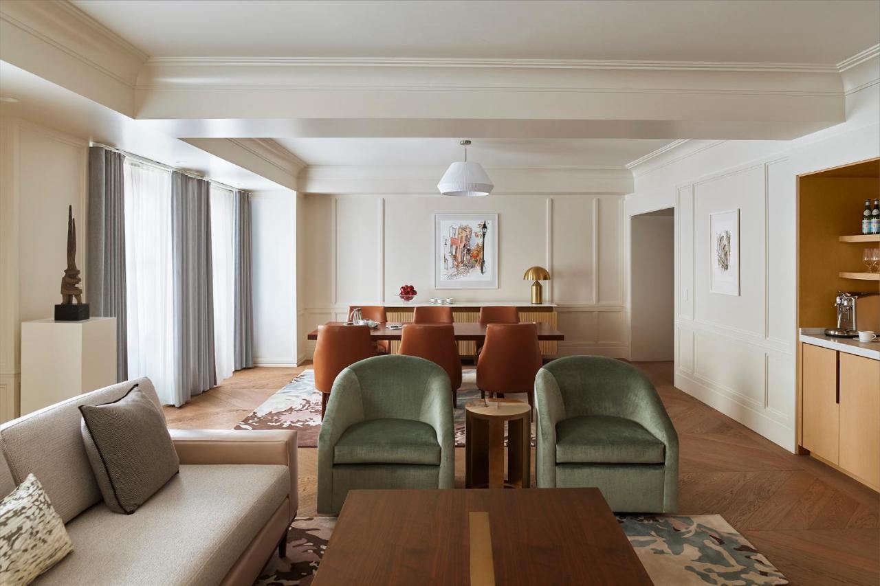 The Newbury Boston Hotel Kültér fotó A suite at the hotel