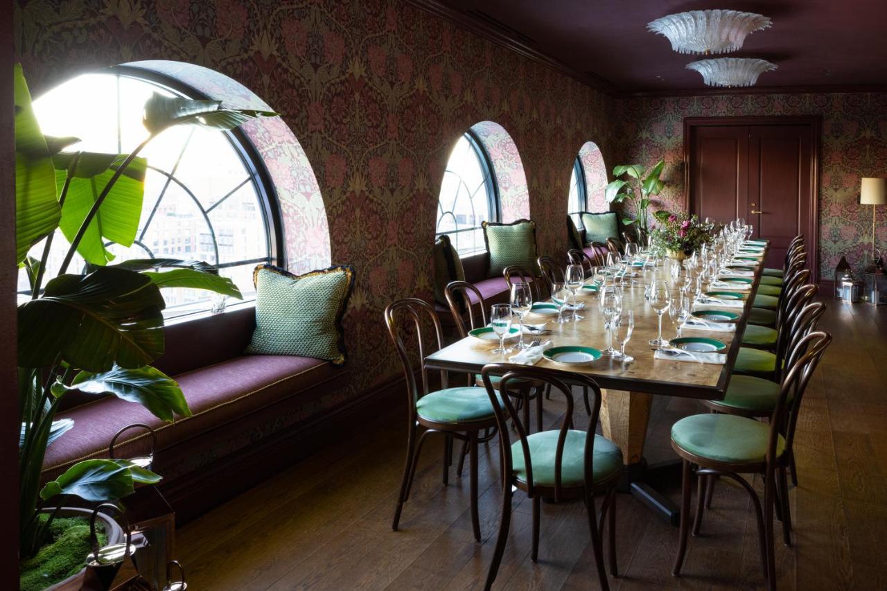 The Newbury Boston Hotel Kültér fotó The interior of the restaurant